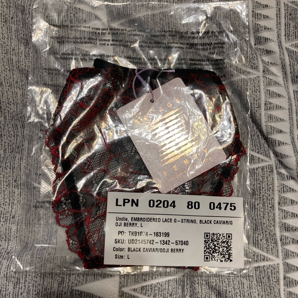 Savage Fenty g-strings - Picture 4 of 12